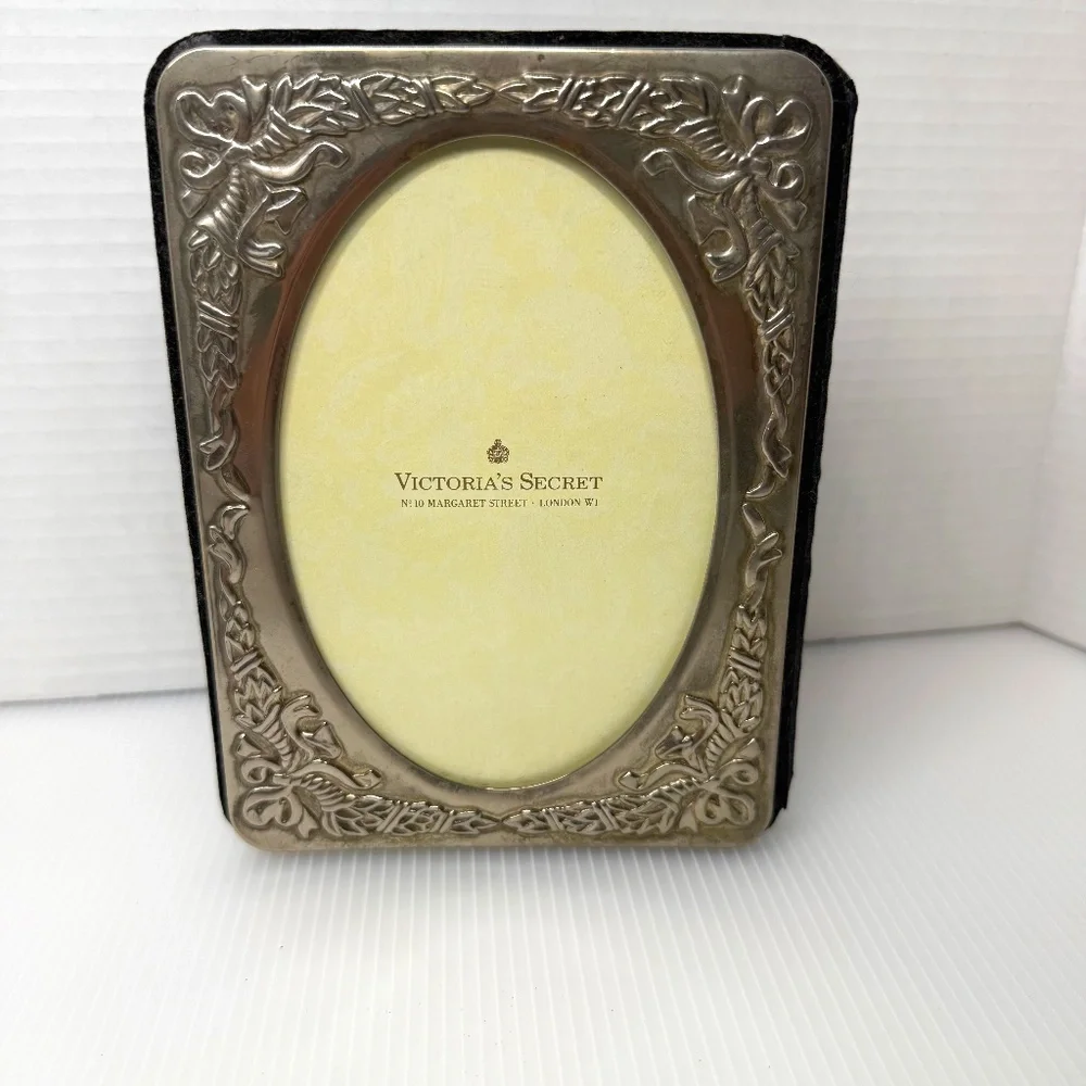 Victoria's Secret‎ Vintage Embossed Silver Plated Picture Frame Photo Album Bows